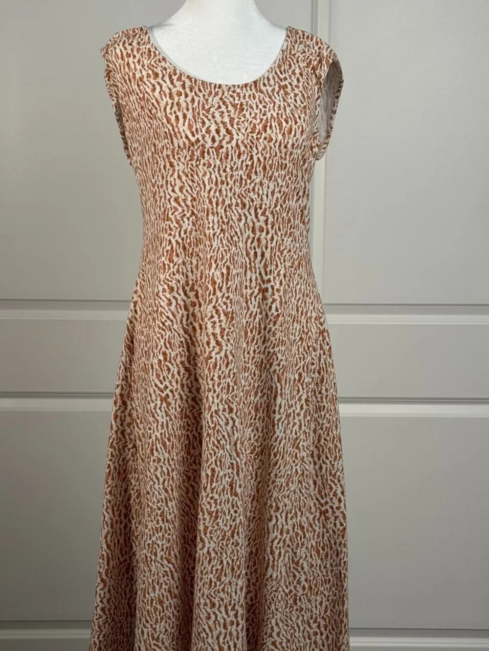 OLD NAVY Cotton Blend Scoopneck Fit and Flare Midi Dress Tan/White print Medium - Picture 2 of 3